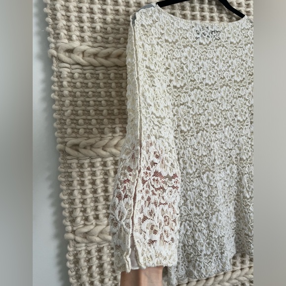 MIDINETTE Medium White Lace Long Sleeve - Picture 4 of 6